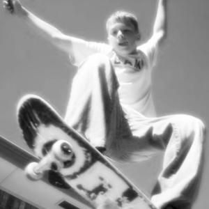 Flying.... Flying....