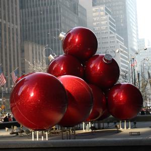 It's the Holiday Season It's the Holiday Season