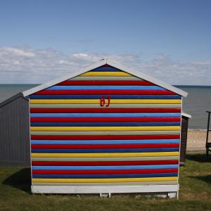 deadpan beachhut deadpan beachhut