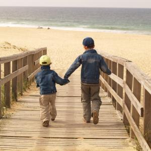 Cumplicidade de Irmãos Cumplicidade de Irmãos