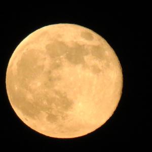 Super moon Super moon