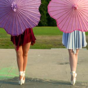 Twin Ballerina's Twin Ballerina's