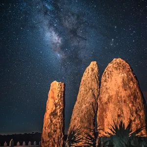 Symbol of Remembrance (Monoliths) Symbol of Remembrance (Monoliths)