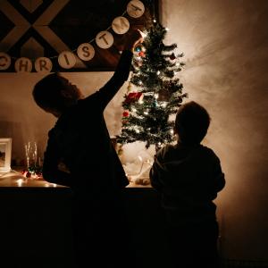 Slow Holiday Moments Slow Holiday Moments