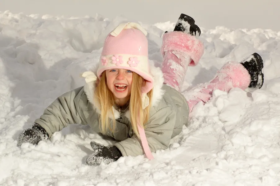 Snow Play Snow Play