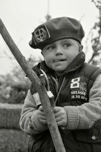 Building a hut Building a hut