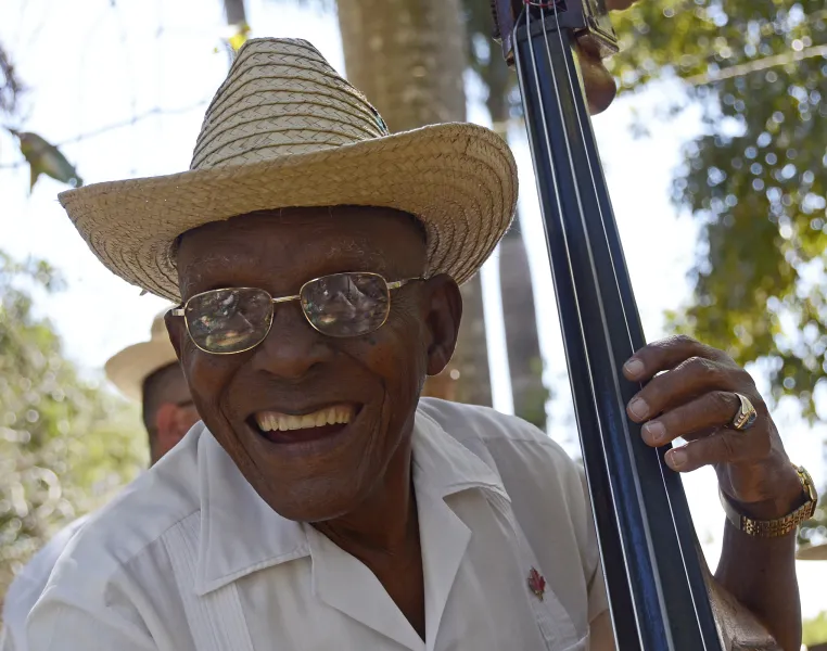 Nonstop music in Cuba! Nonstop music in Cuba!