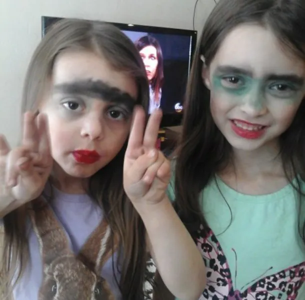 Girls putting on makeup Girls putting on makeup