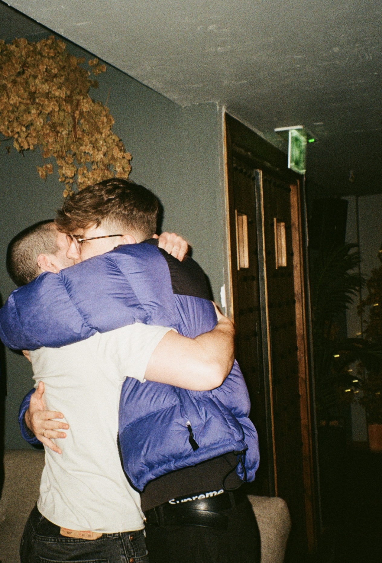 hug all ur friends