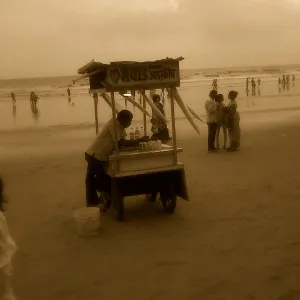 JUHU BEACH 