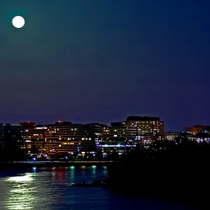 Moon over the Potomac