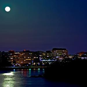 Moon over the Potomac
