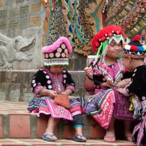 Hmong Kids