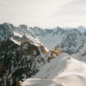 Sunrise across Aguille du Midi 