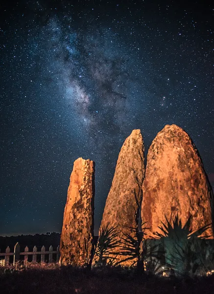 Symbol of Remembrance (Monoliths)
