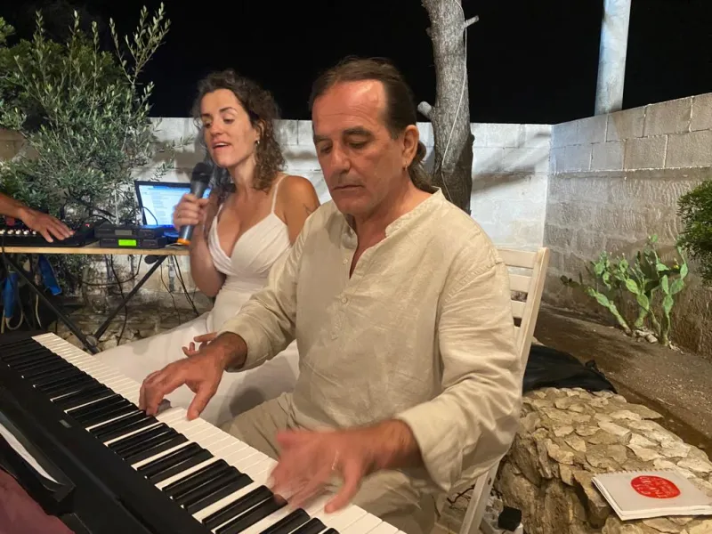 Toccare il cielo con un dito