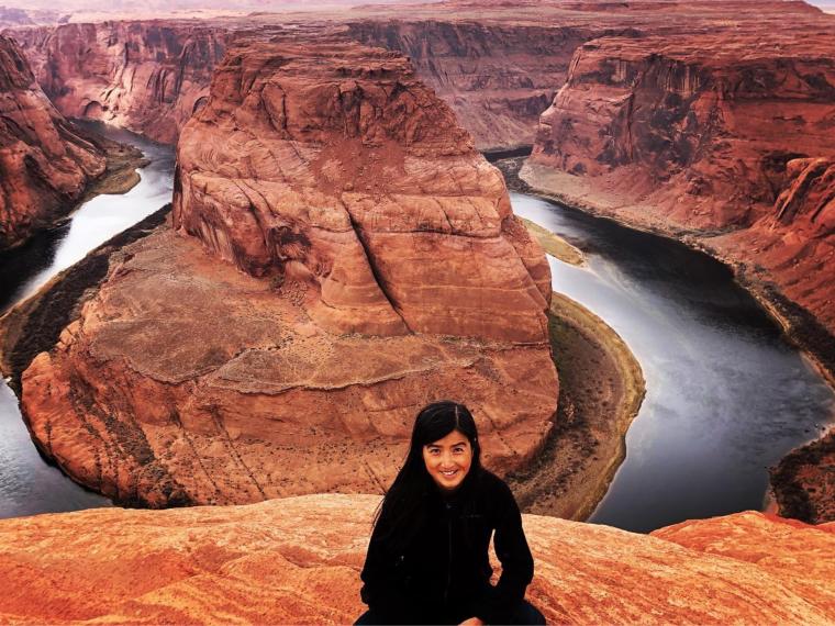 All smiles during my first time to #horseshoebend